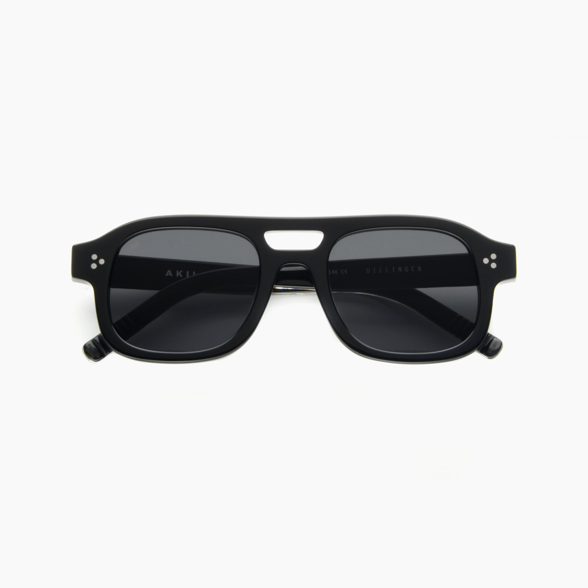 Black / Black