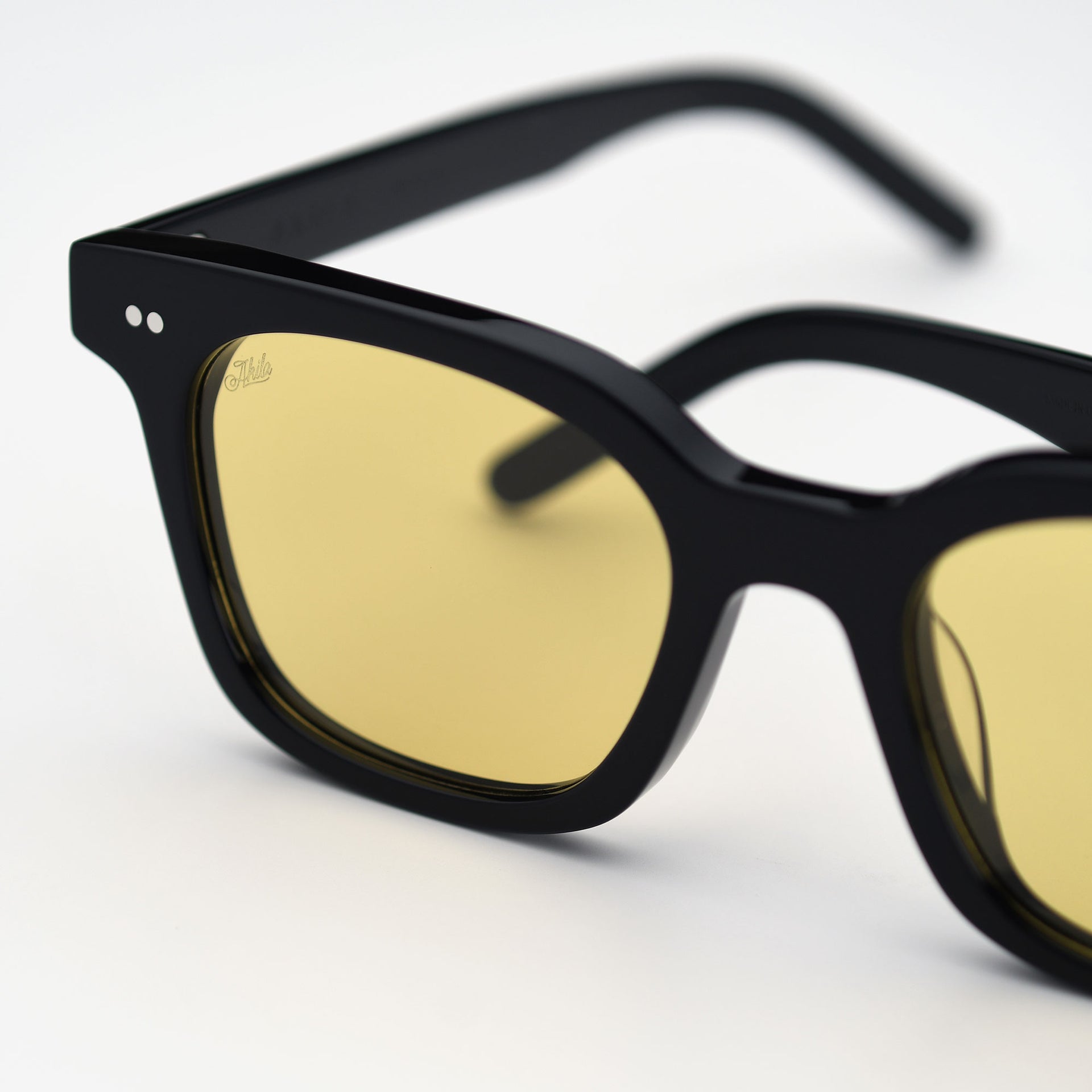 Black / Yellow
