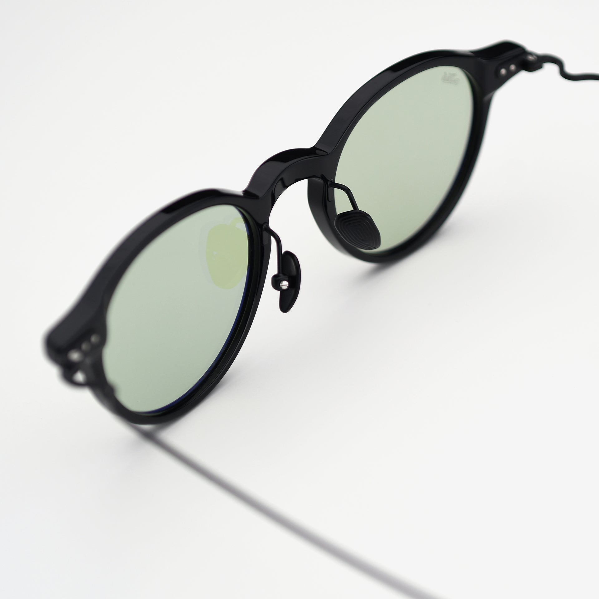Black / Green