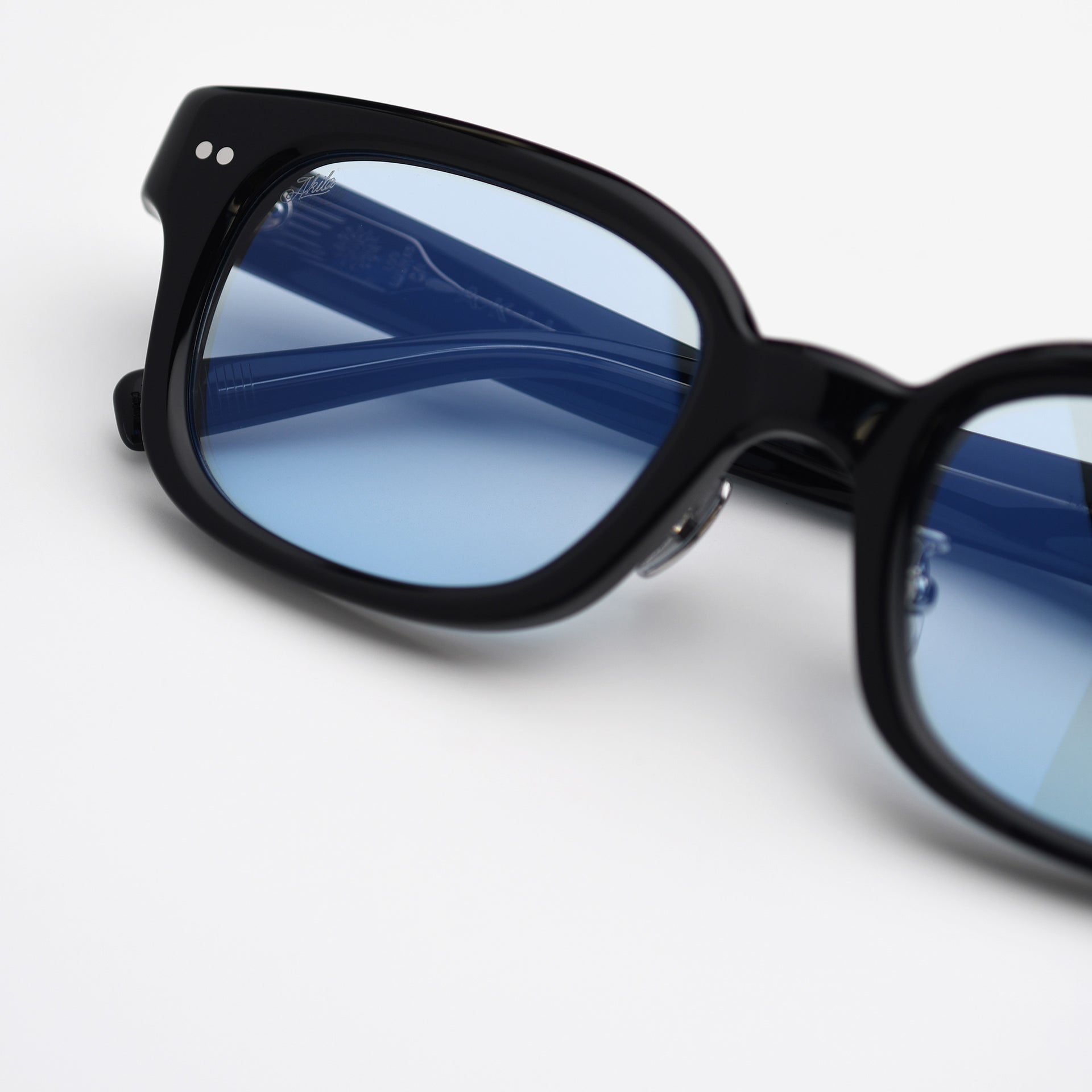Black / Sky Blue