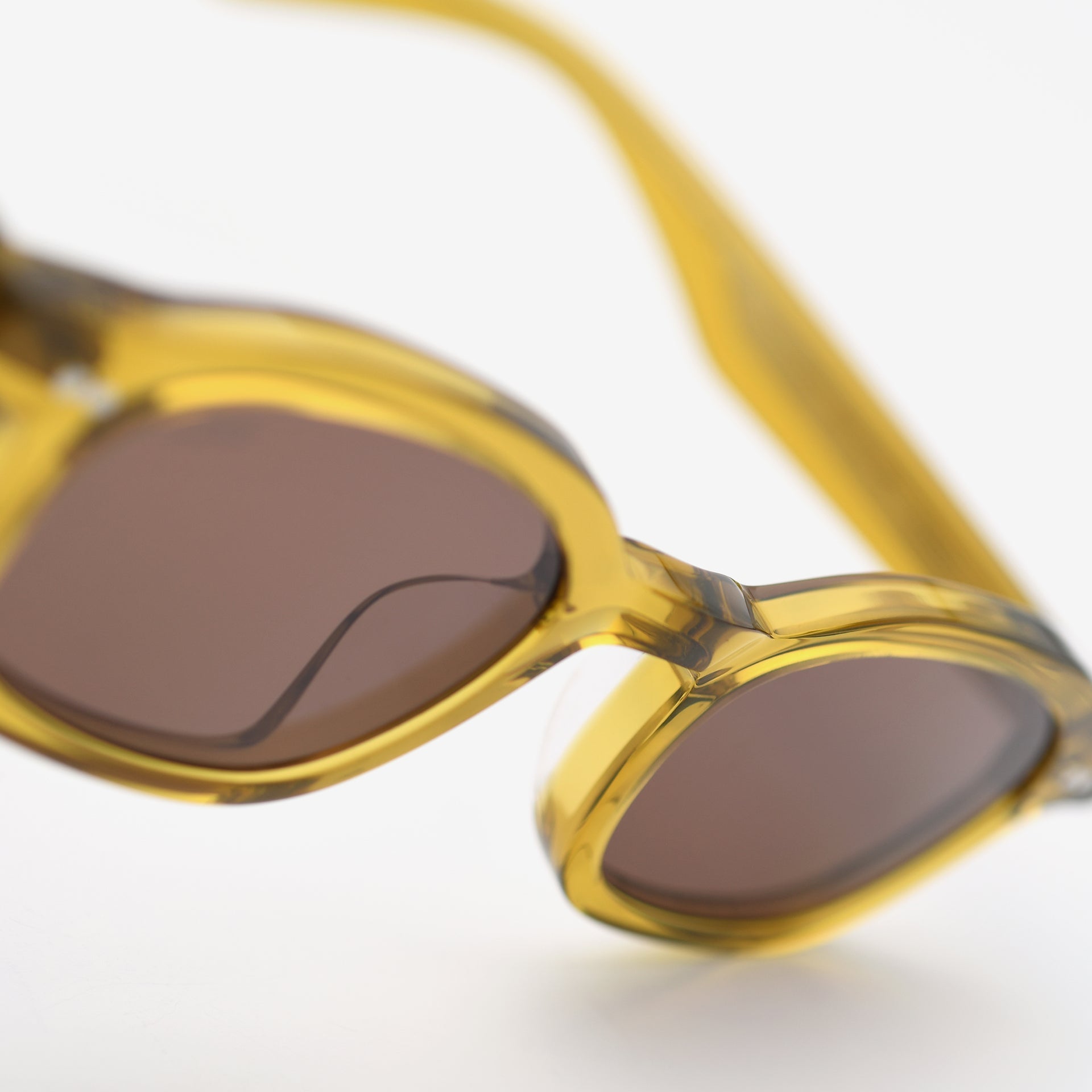 Ochre / Brown