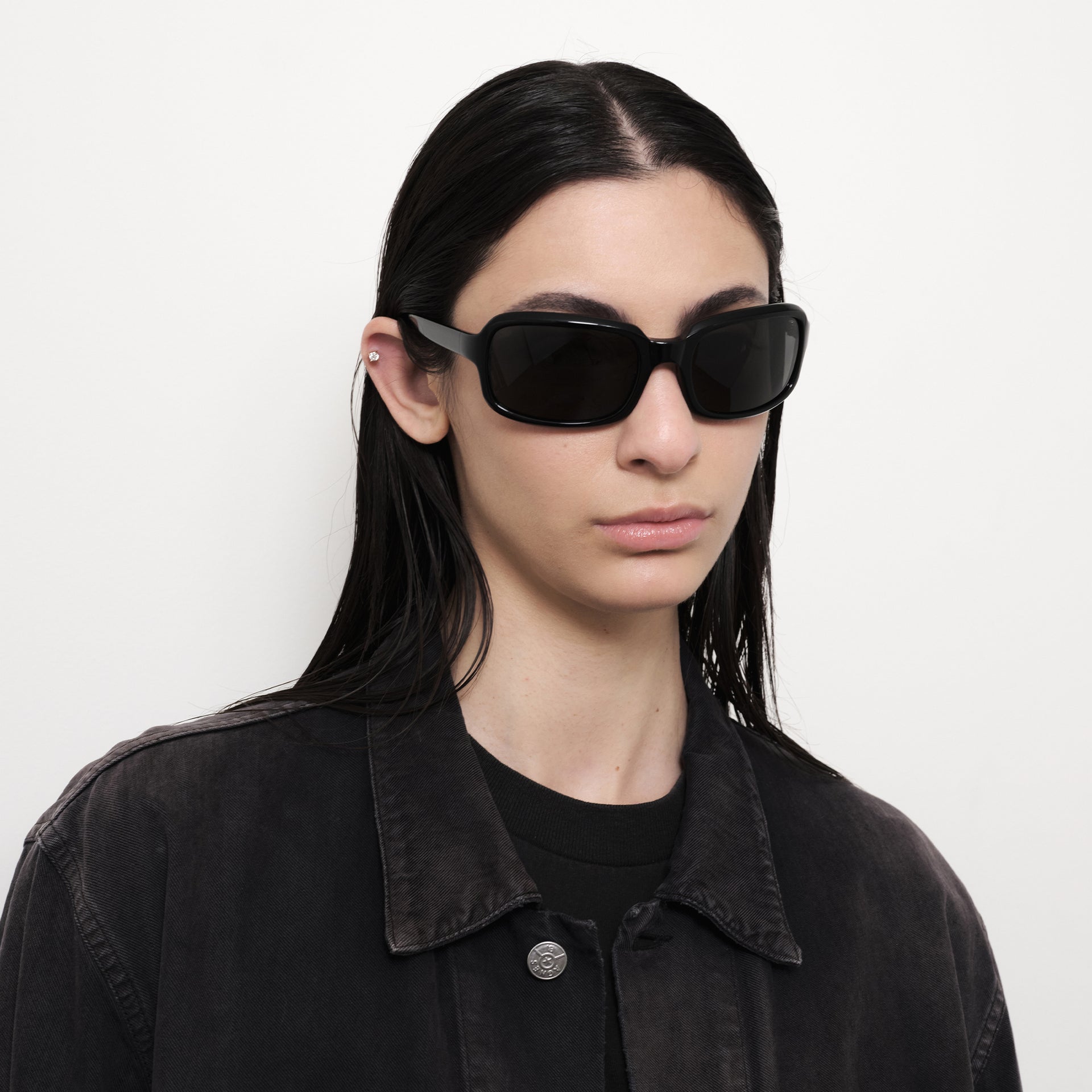 Black / Black