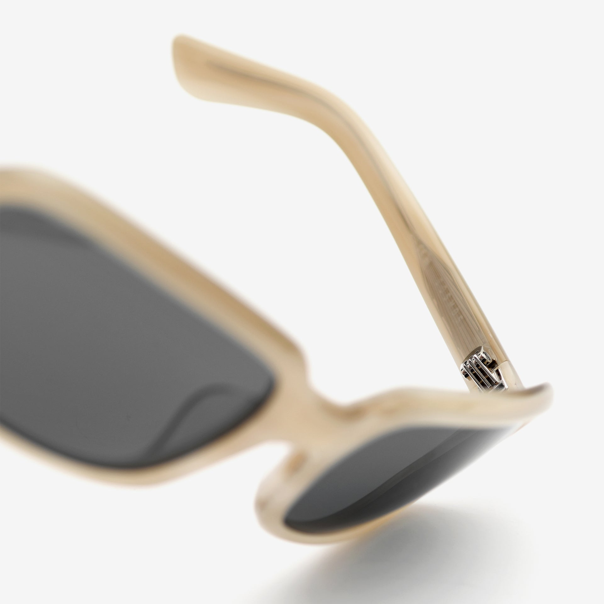 Beige Havana / Black