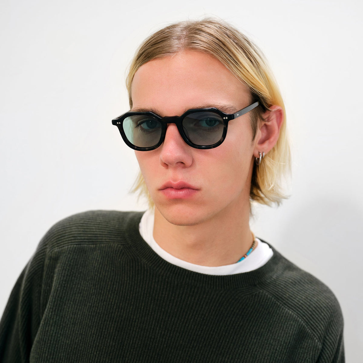 Black Speck Tortoise / Lt Cool Green
