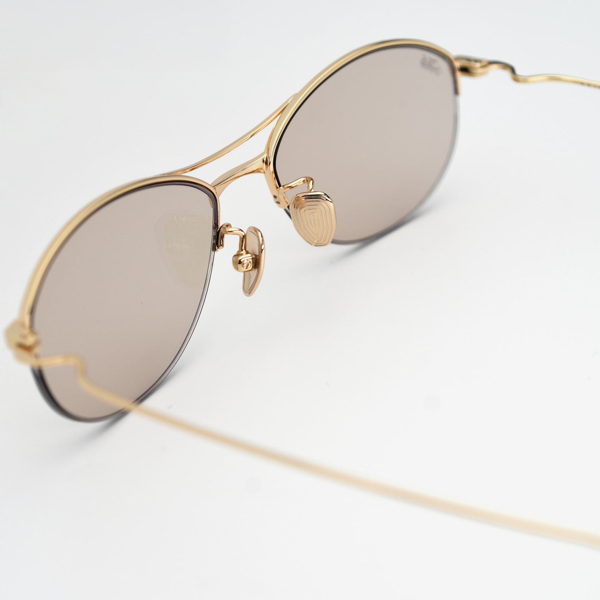 Gold / Khaki