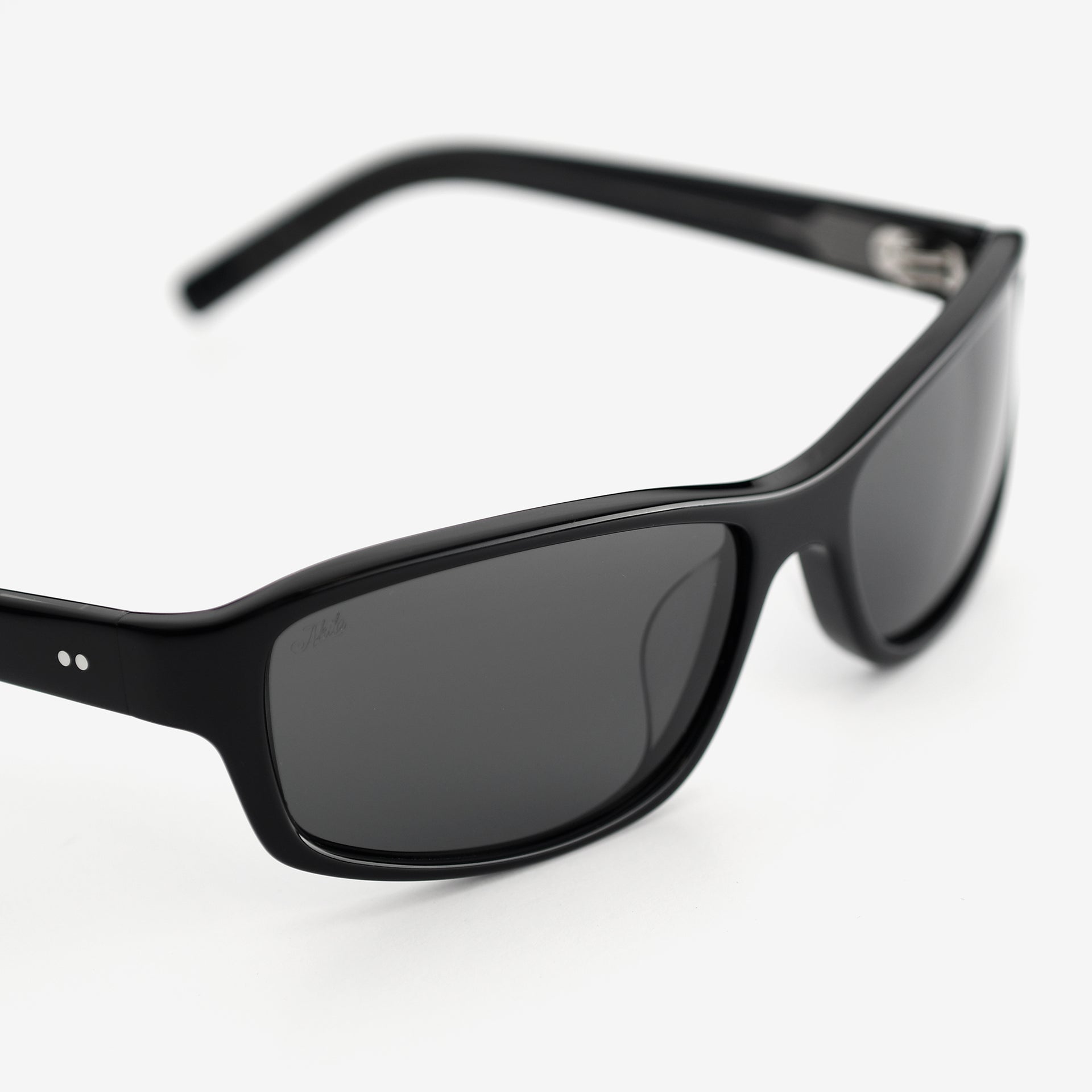 Black / Black