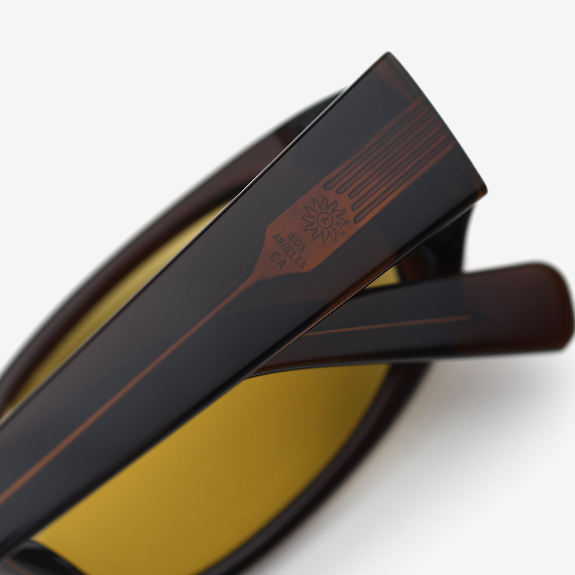 Espresso / Yellow