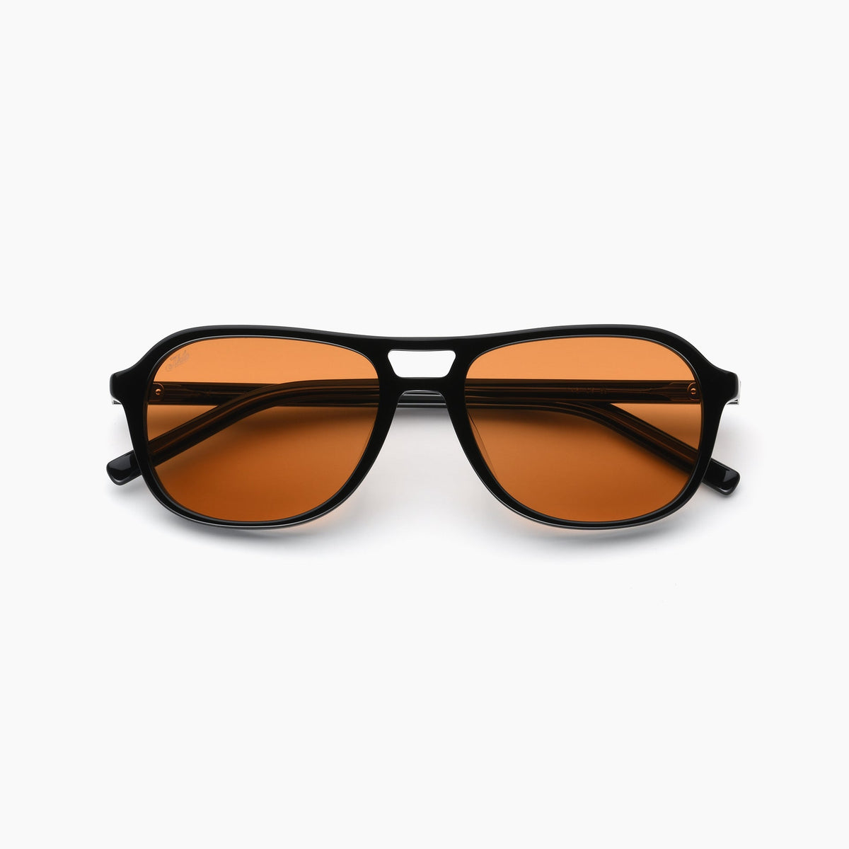Black / Amber