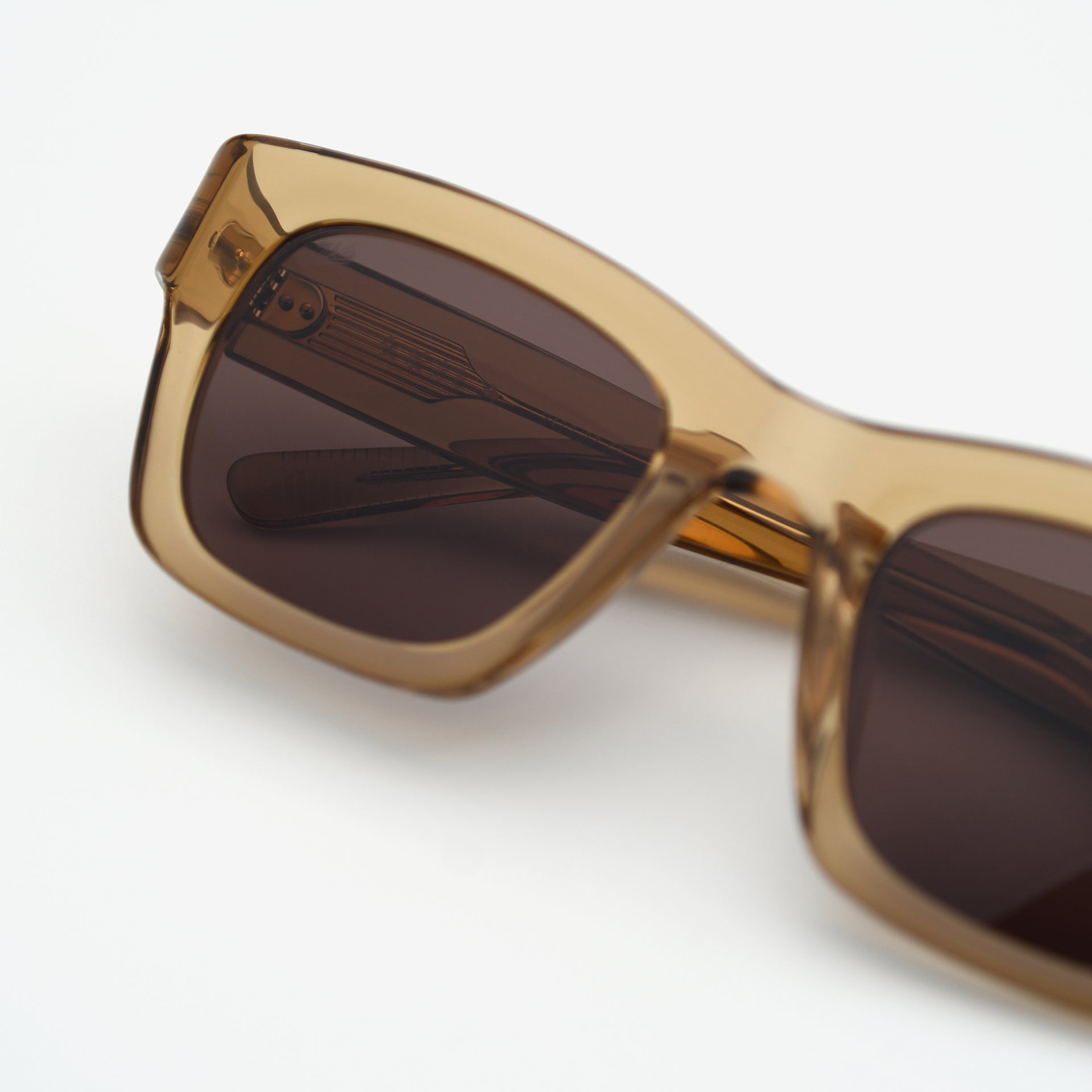 Yellow / Brown