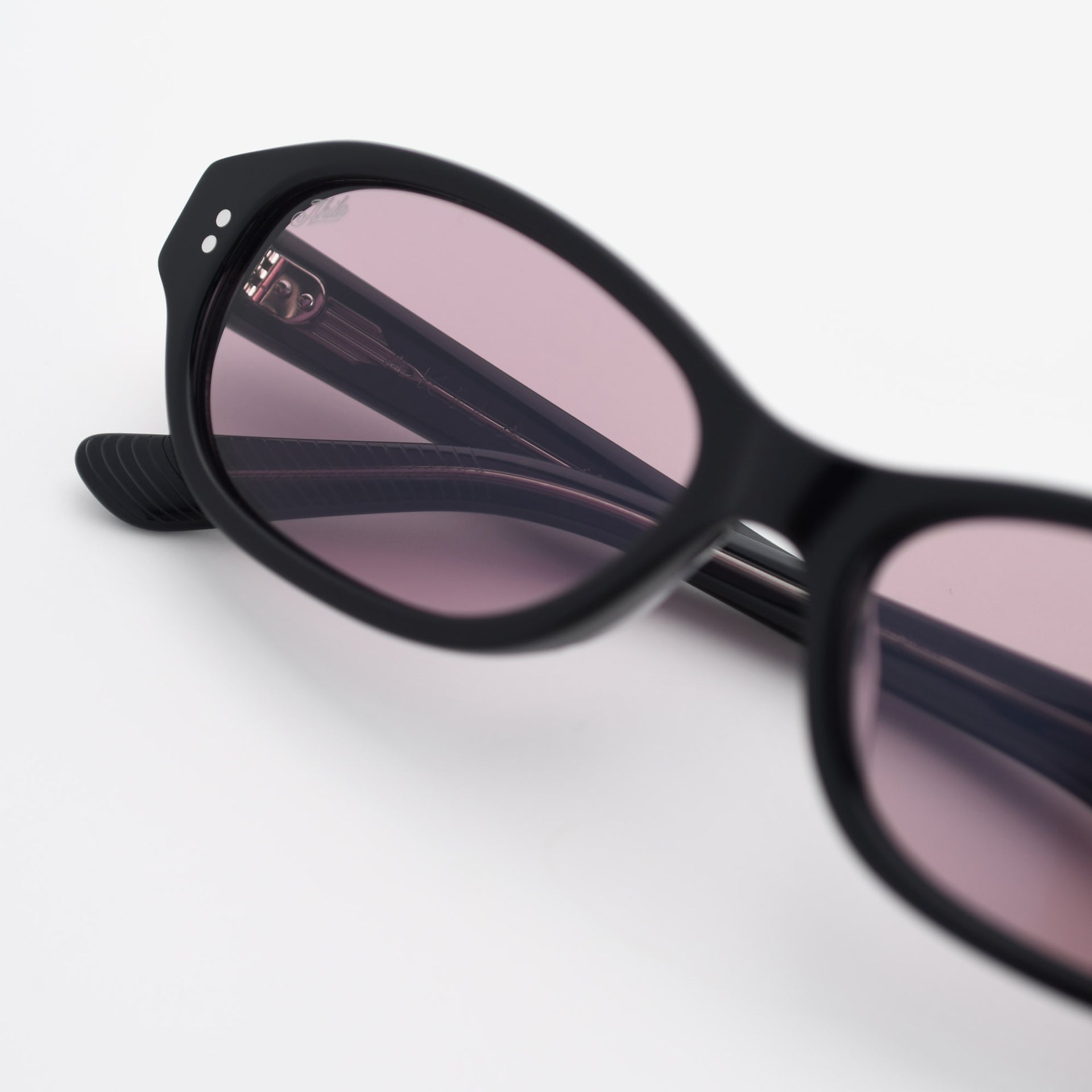 Black / Dk Mauve
