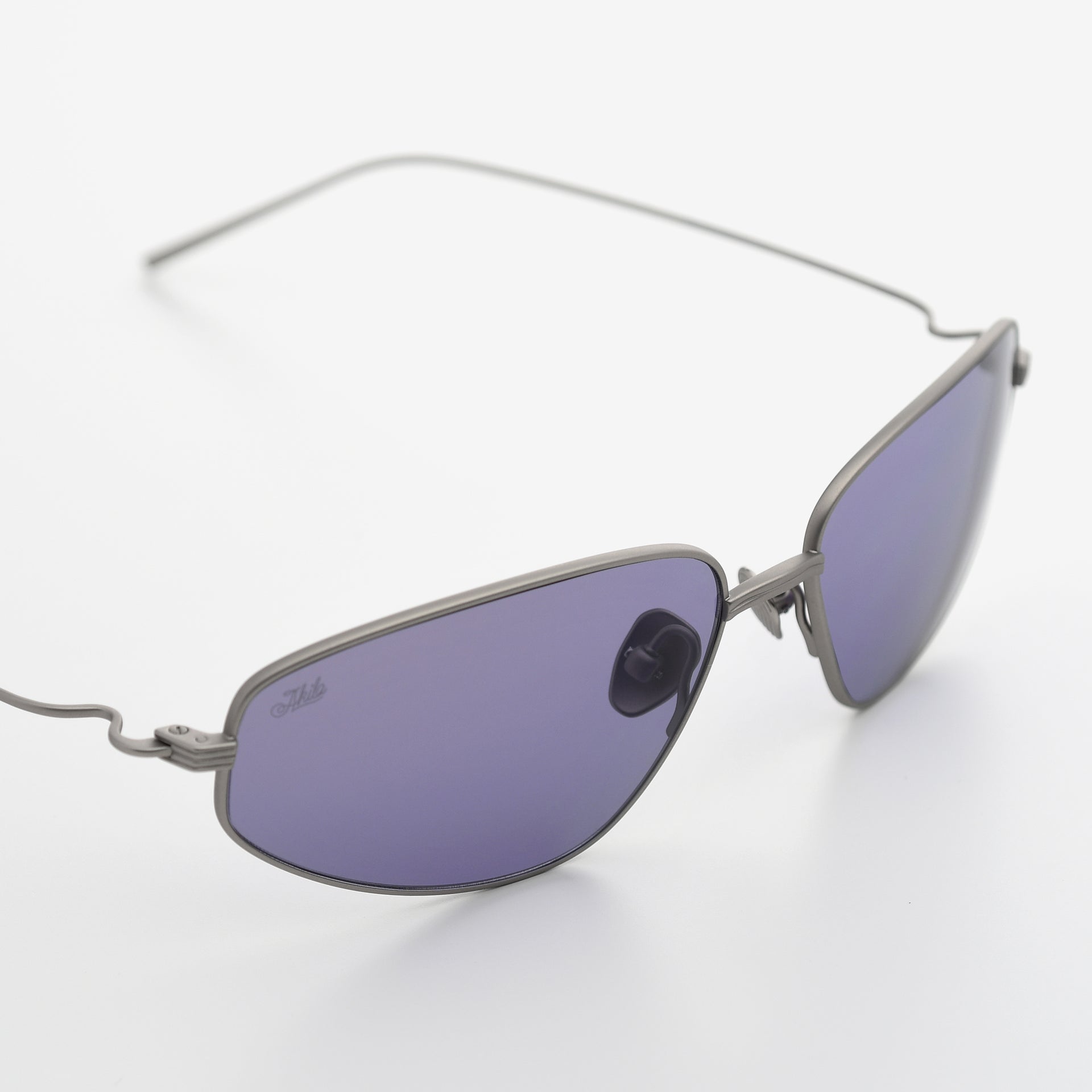 Matte Silver / Iris