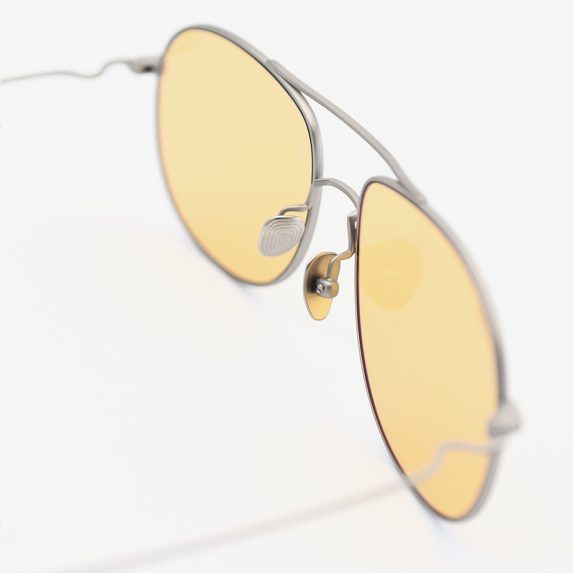 Brushed Silver / Yellow