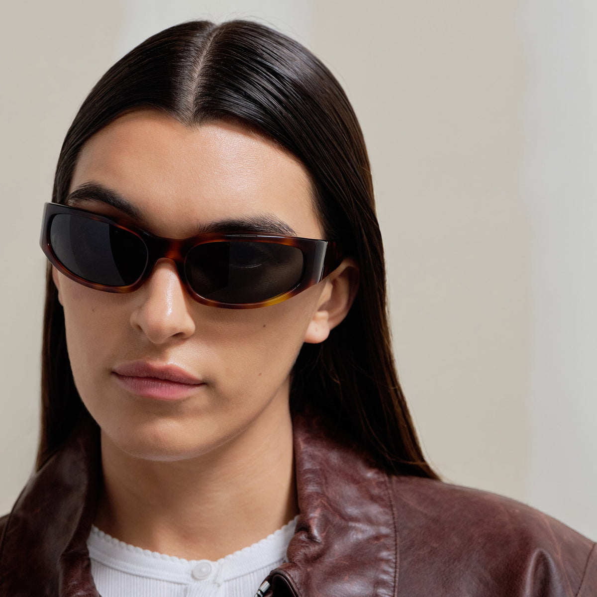 Tortoise / Black