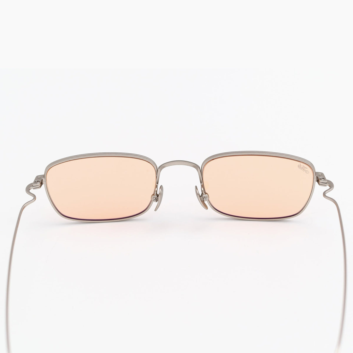 Matte Silver / Apricot