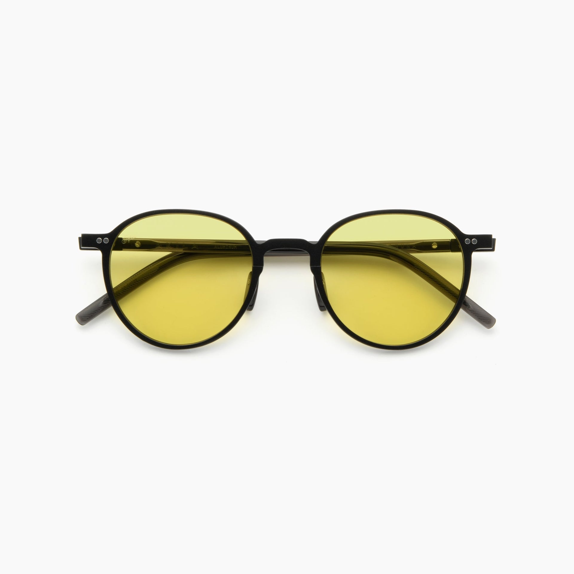 Onyx / Yellow