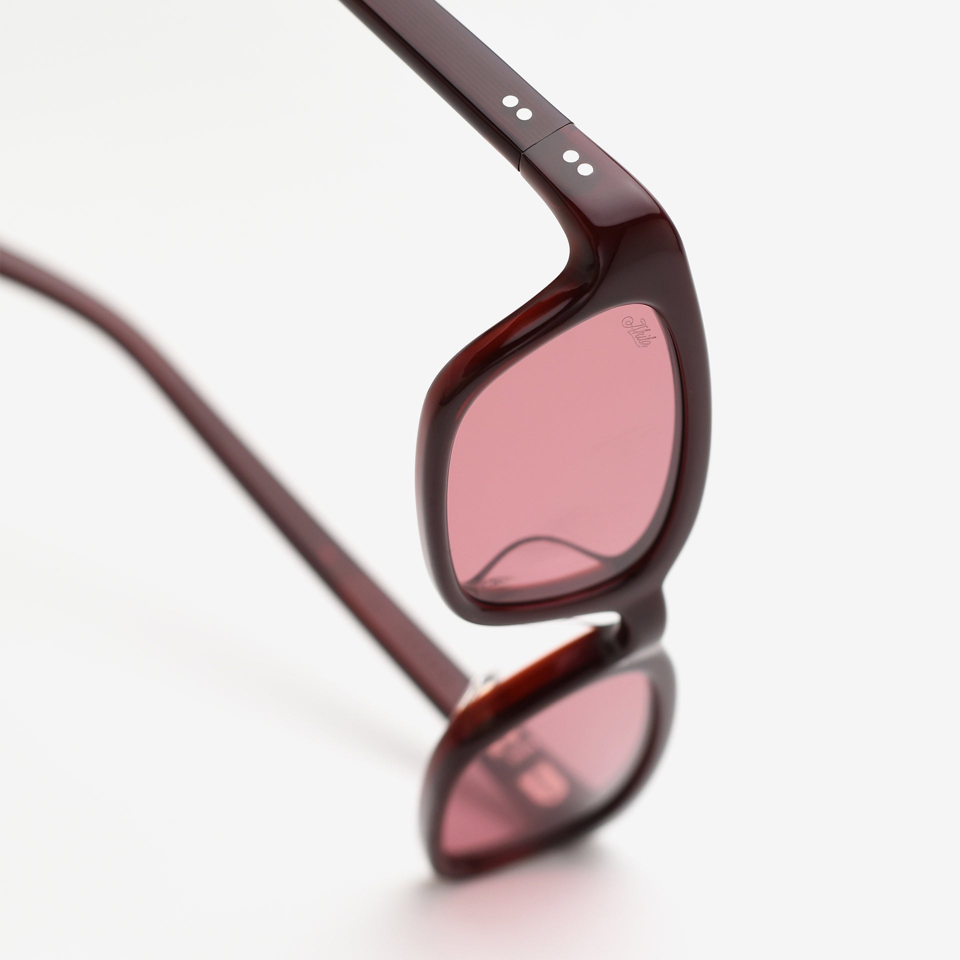 Oxblood / Maroon