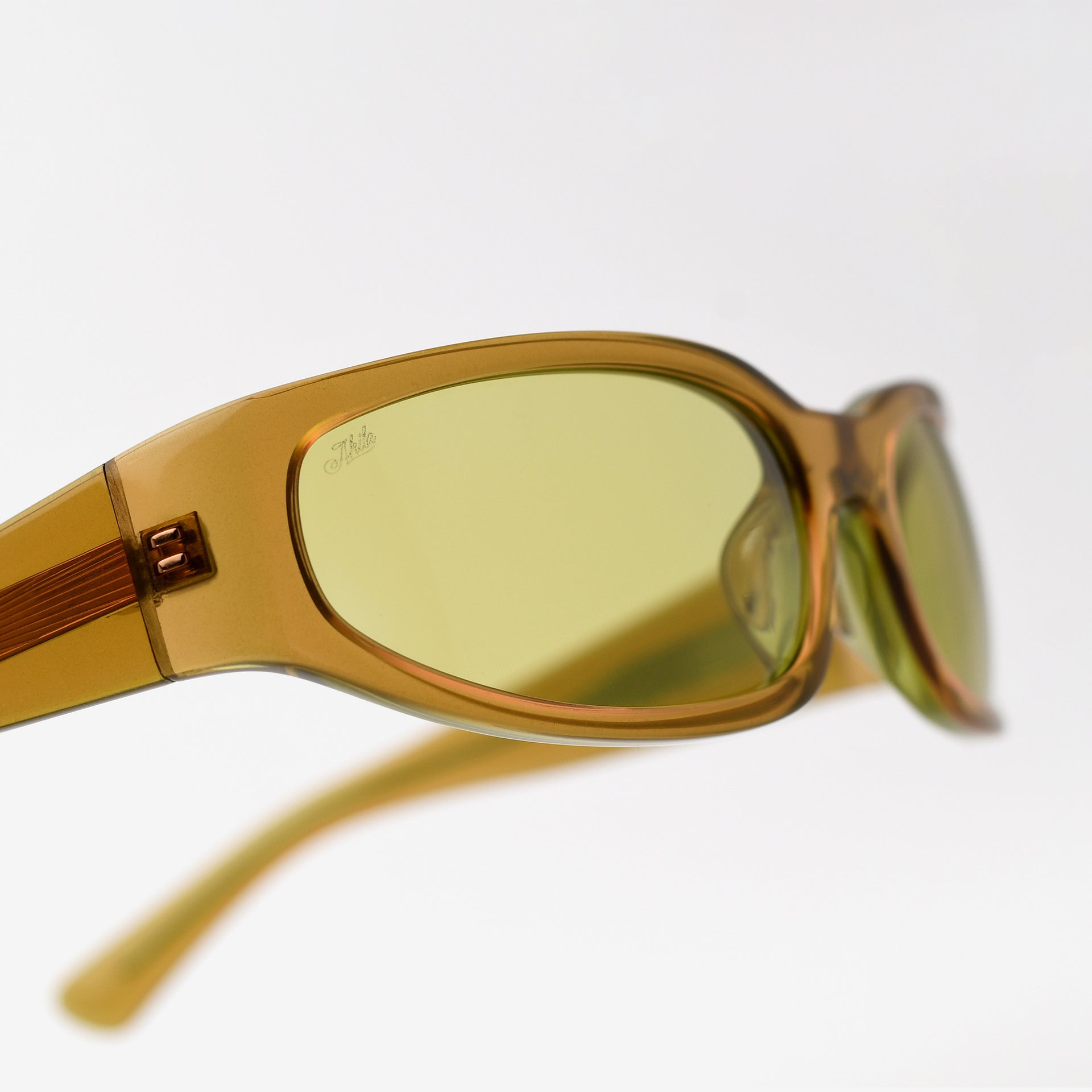 Chartreuse / Green